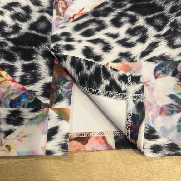Thalia Sodi Animal and Floral Quilt Print Skirt knee Length Pencil Size Medium - Picture 4 of 11